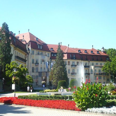 פישטני Villa Paris מראה חיצוני תמונה